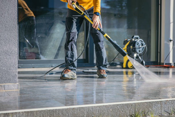 Best Deck Cleaning Services  in Nsfield Center, MA